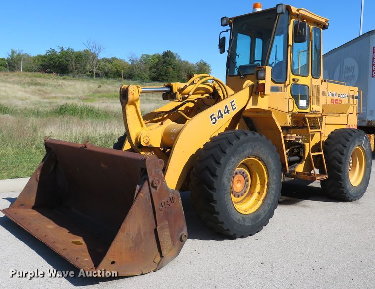 image for item DH1613 1991 John Deere 544E wheel loader