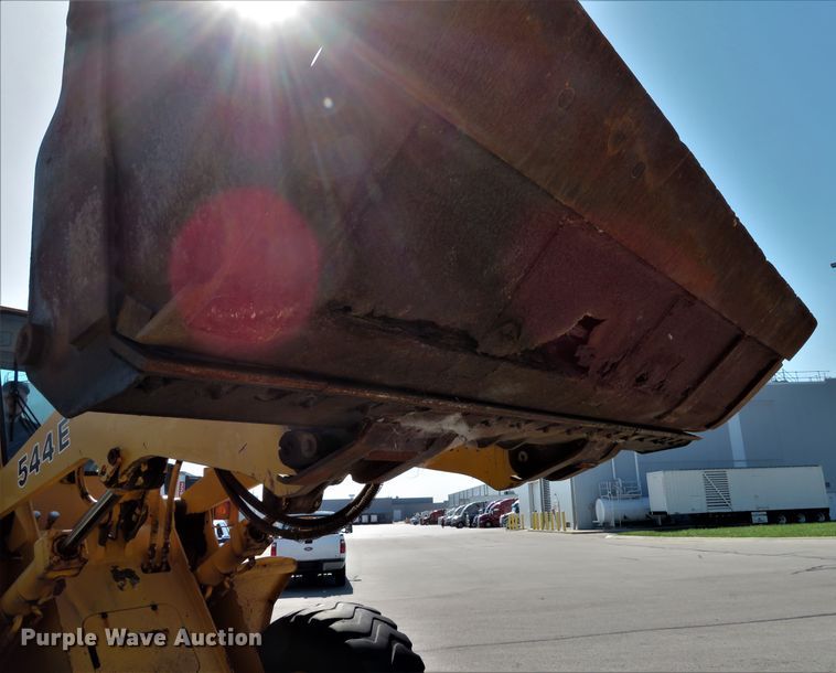 image for item DH1613 1991 John Deere 544E wheel loader