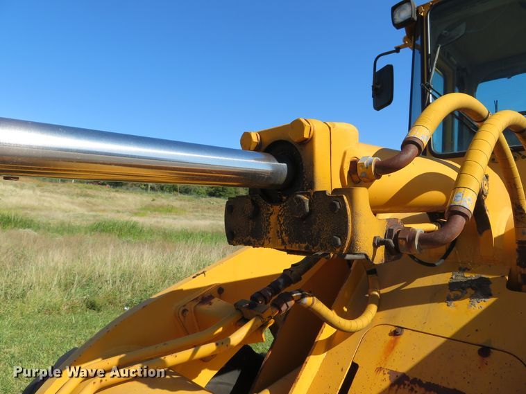 image for item DH1613 1991 John Deere 544E wheel loader