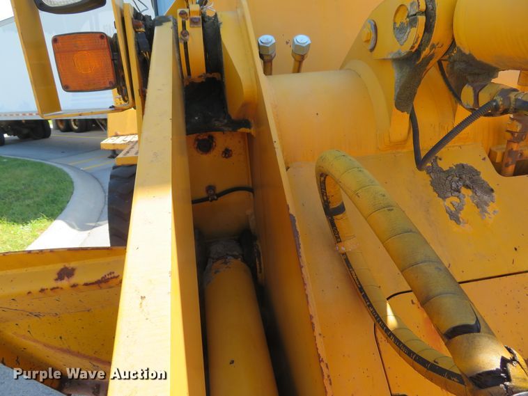 image for item DH1613 1991 John Deere 544E wheel loader