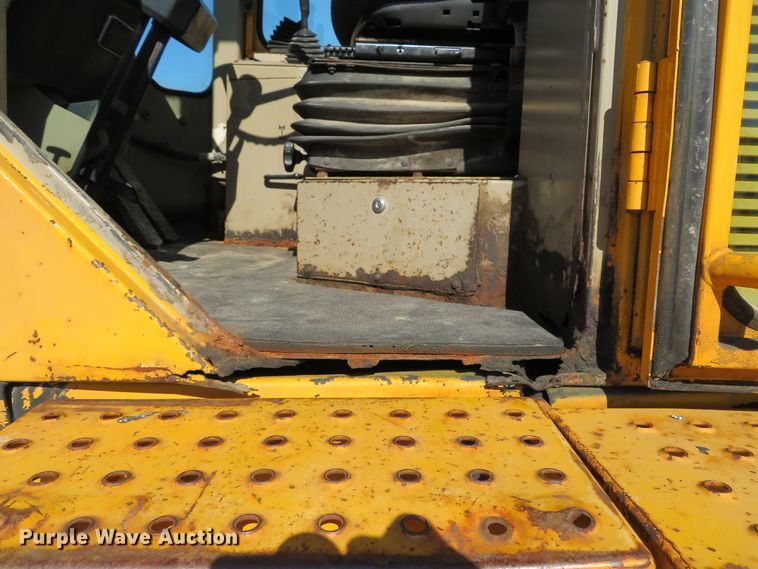 image for item DH1613 1991 John Deere 544E wheel loader