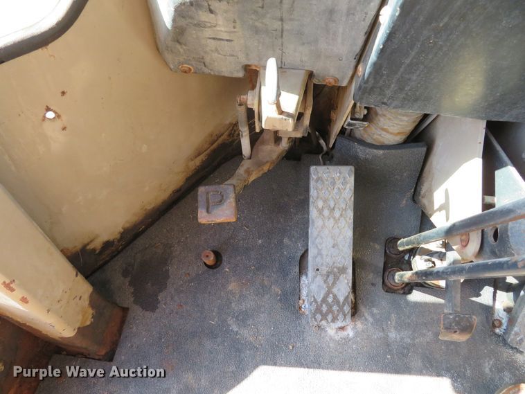 image for item DH1613 1991 John Deere 544E wheel loader