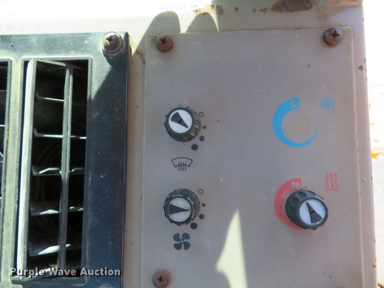 image for item DH1613 1991 John Deere 544E wheel loader