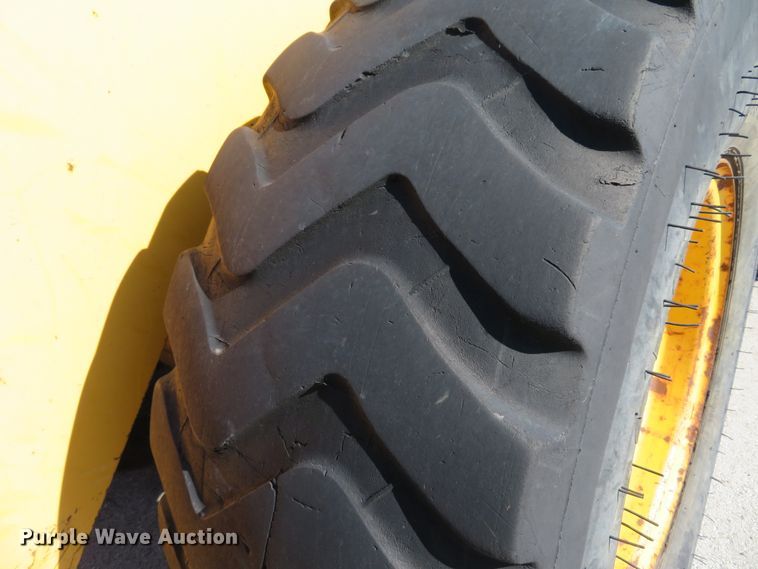 image for item DH1613 1991 John Deere 544E wheel loader