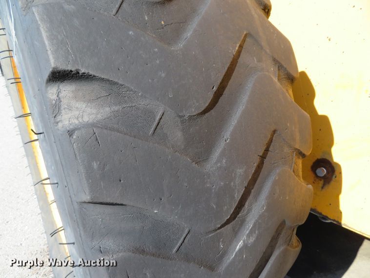 image for item DH1613 1991 John Deere 544E wheel loader