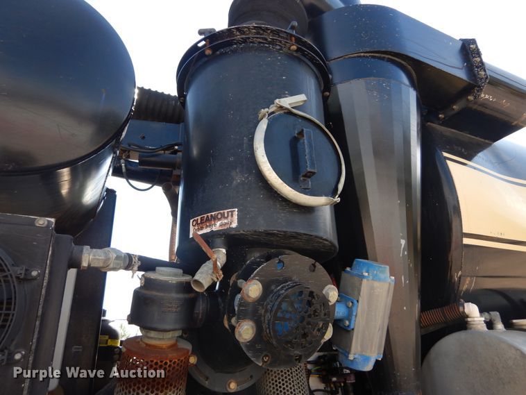 image for item DH2159 2009 Sterling L-Line sewer jetter truck