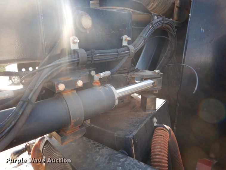 image for item DH2159 2009 Sterling L-Line sewer jetter truck