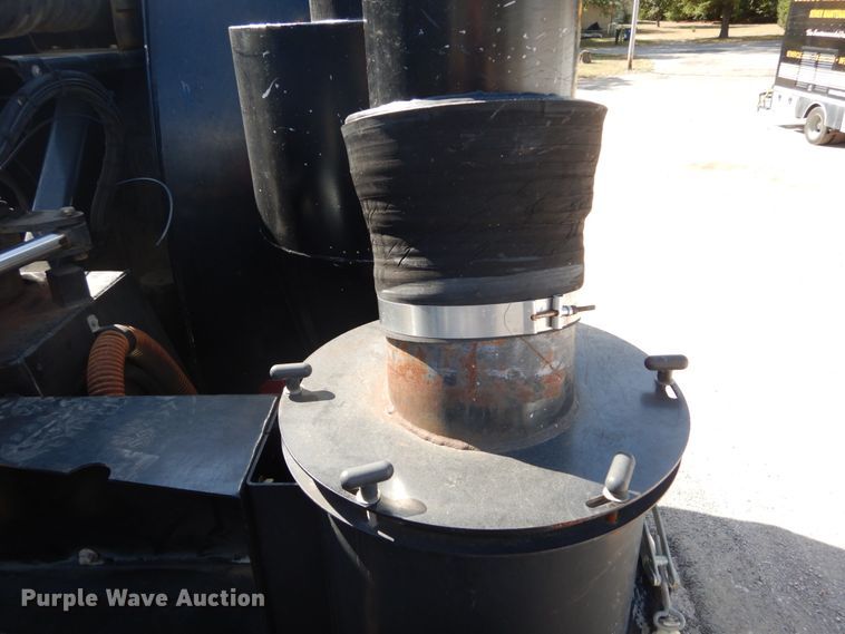 image for item DH2159 2009 Sterling L-Line sewer jetter truck