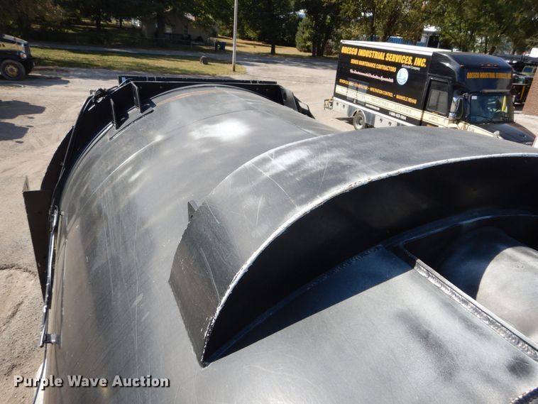 image for item DH2159 2009 Sterling L-Line sewer jetter truck