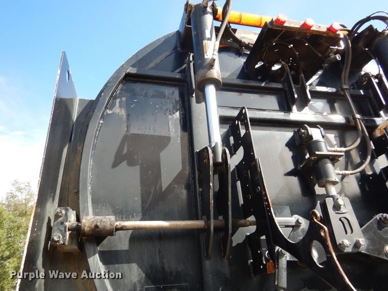 image for item DH2159 2009 Sterling L-Line sewer jetter truck