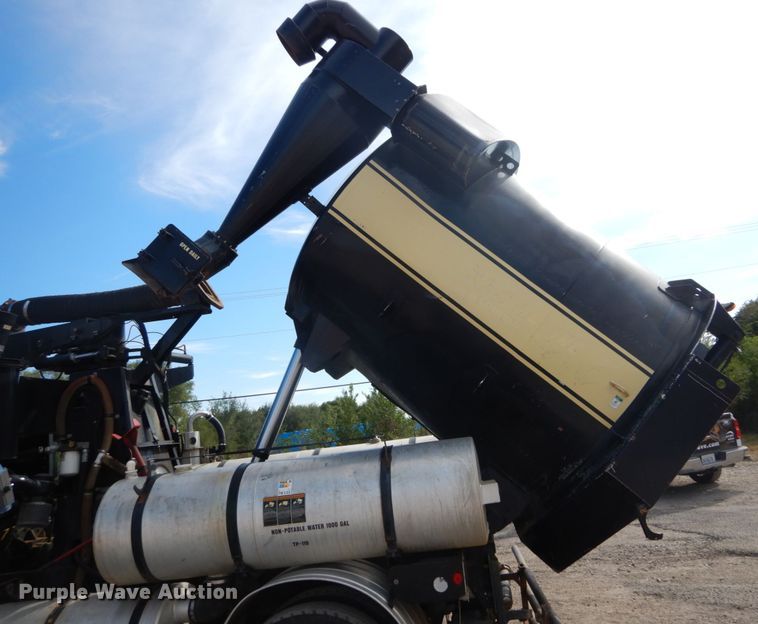 image for item DH2159 2009 Sterling L-Line sewer jetter truck