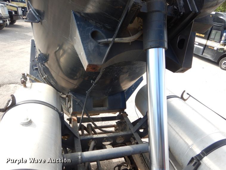 image for item DH2159 2009 Sterling L-Line sewer jetter truck