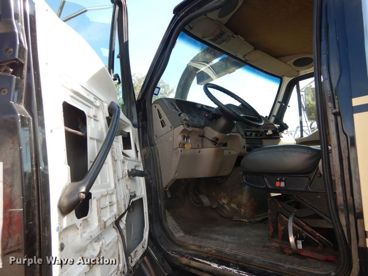 image for item DH2159 2009 Sterling L-Line sewer jetter truck