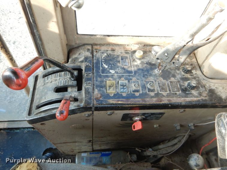 image for item DH2597 1989 John Deere 770BH motor grader