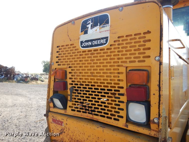 image for item DH2597 1989 John Deere 770BH motor grader