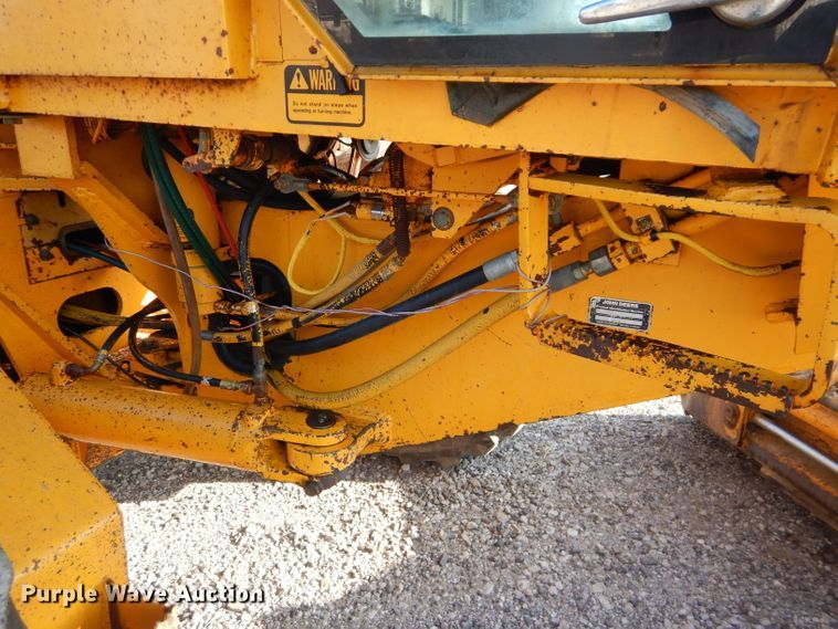 image for item DH2597 1989 John Deere 770BH motor grader