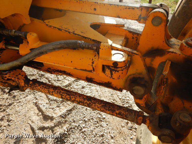 image for item DH2597 1989 John Deere 770BH motor grader