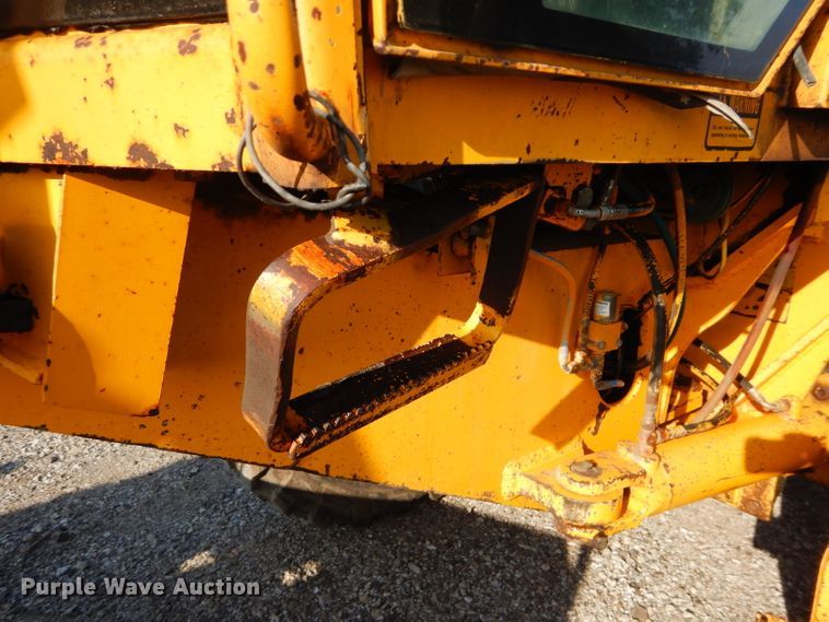 image for item DH2597 1989 John Deere 770BH motor grader