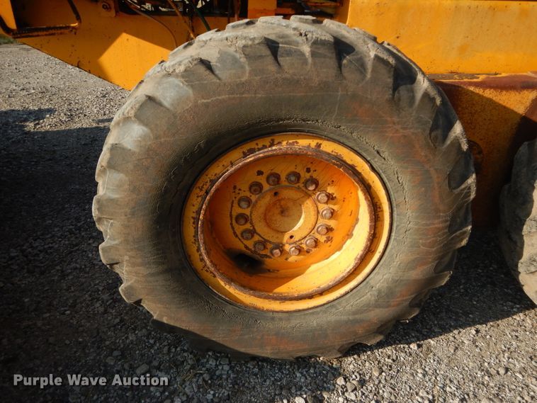 image for item DH2597 1989 John Deere 770BH motor grader