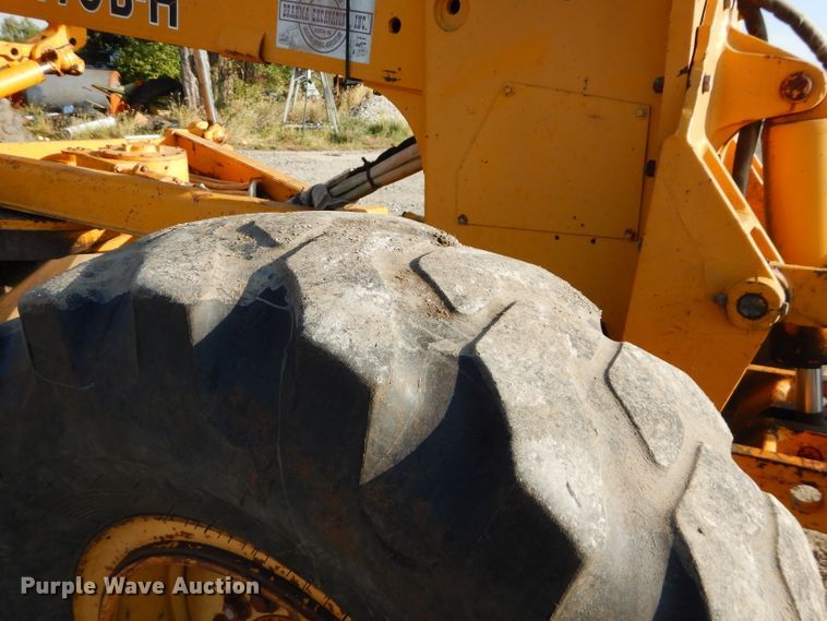 image for item DH2597 1989 John Deere 770BH motor grader