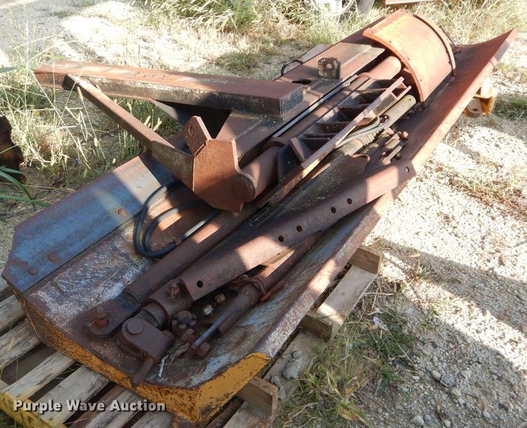 image for item DH2597 1989 John Deere 770BH motor grader