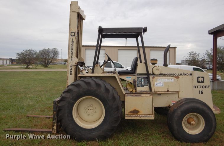image for item DH2608 1991 Ingersoll Rand RT706F forklift