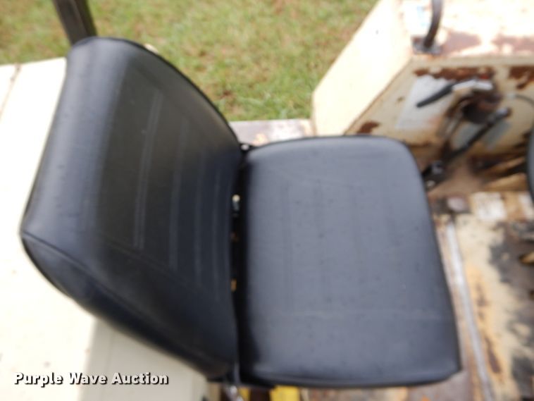 image for item DH2608 1991 Ingersoll Rand RT706F forklift