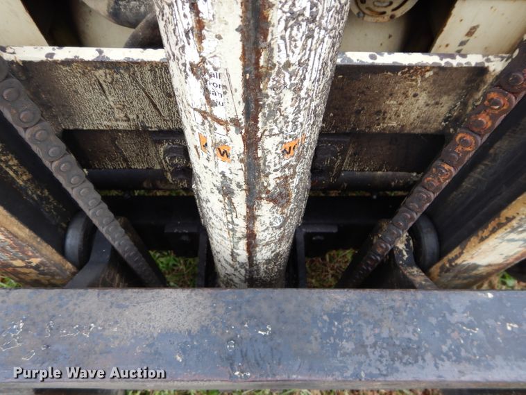 image for item DH2608 1991 Ingersoll Rand RT706F forklift