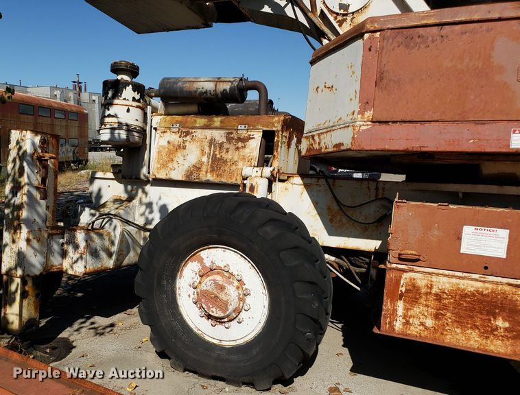 image for item DH2859 Pettibone 36 crane