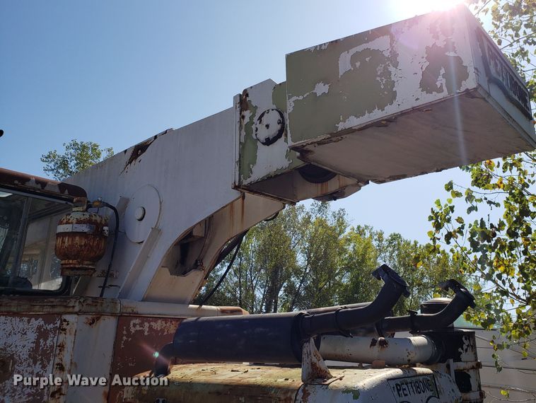 image for item DH2859 Pettibone 36 crane