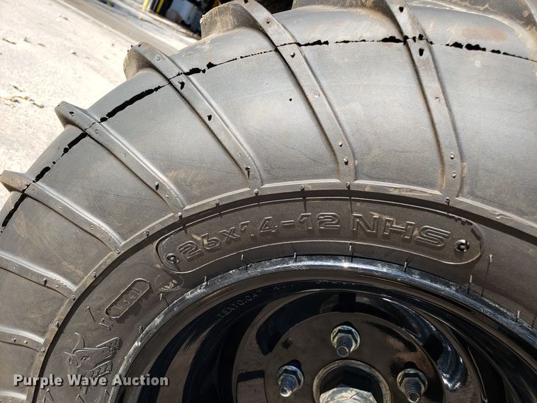 image for item DH2863 2017 Mudd Ox 8X8XL amphibious vehicle