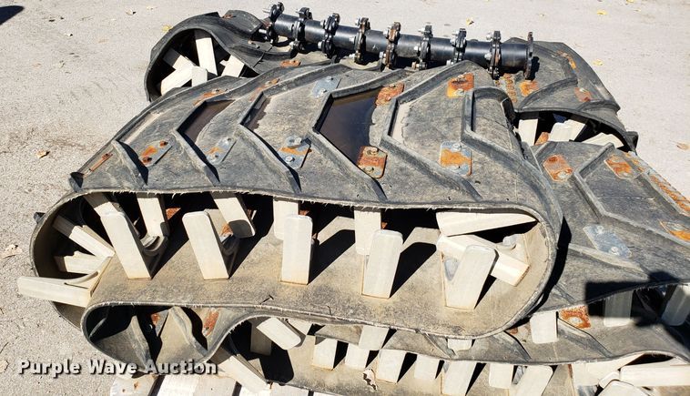 image for item DH2863 2017 Mudd Ox 8X8XL amphibious vehicle