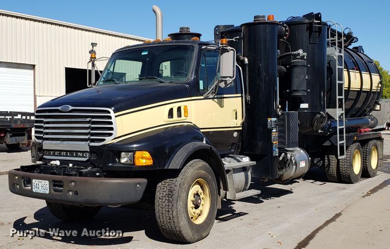 image for item DH2864 2008 Sterling L-Line vacuum truck