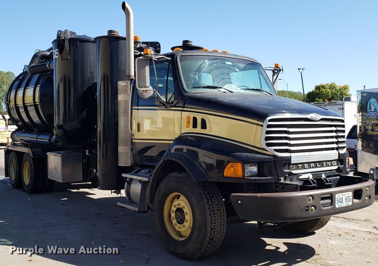 image for item DH2864 2008 Sterling L-Line vacuum truck