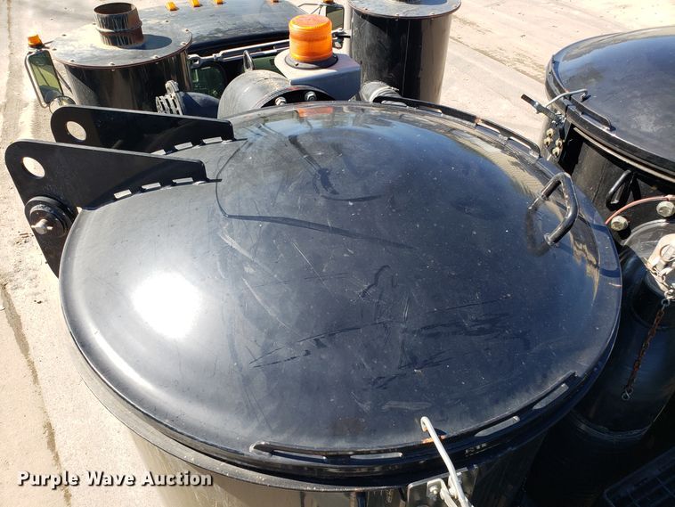 image for item DH2864 2008 Sterling L-Line vacuum truck