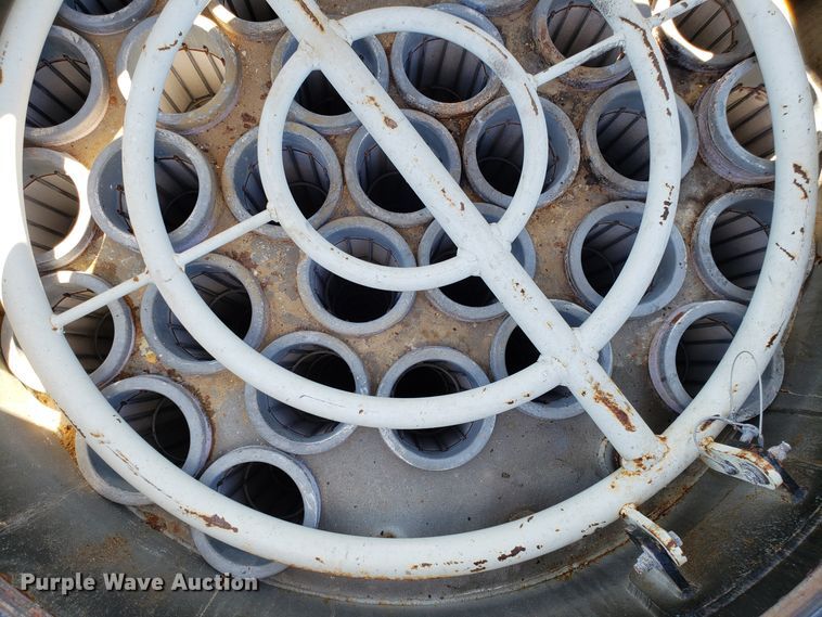 image for item DH2864 2008 Sterling L-Line vacuum truck