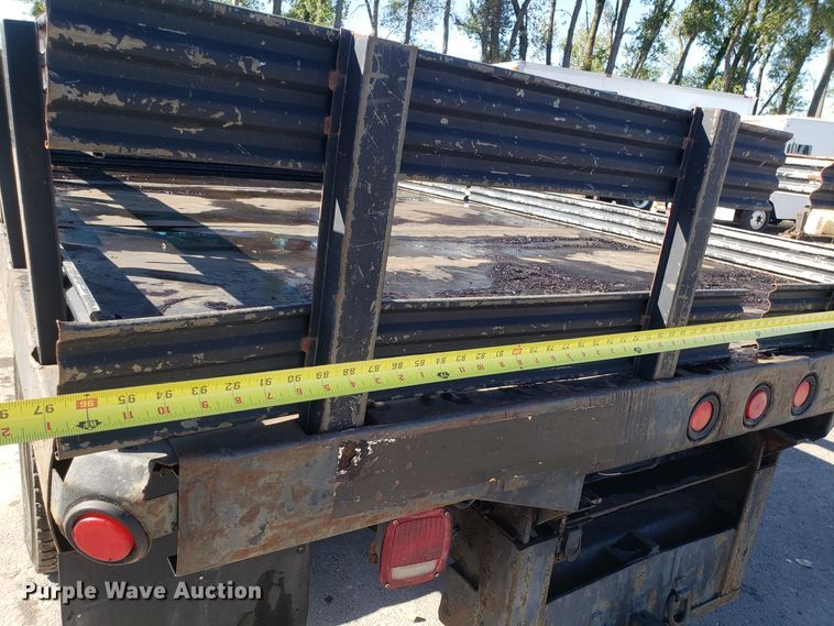 image for item DH2867 2001 Ford F550 Super Duty flat dump bed truck