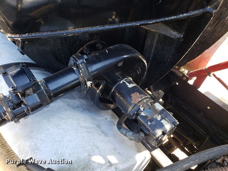 image for item DH2869 2009 International 7600 vacuum truck