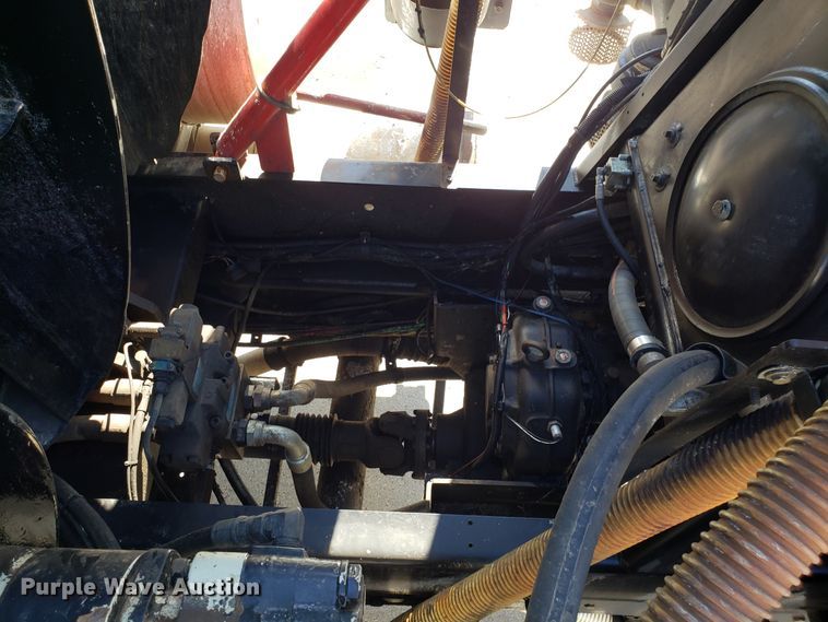 image for item DH2869 2009 International 7600 vacuum truck