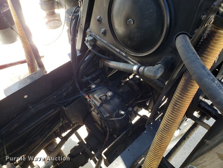 image for item DH2869 2009 International 7600 vacuum truck