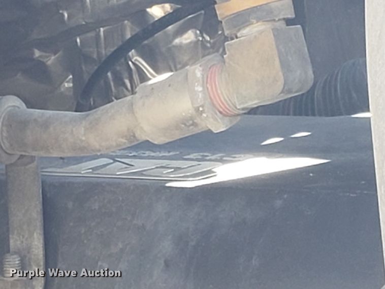 image for item DH2869 2009 International 7600 vacuum truck