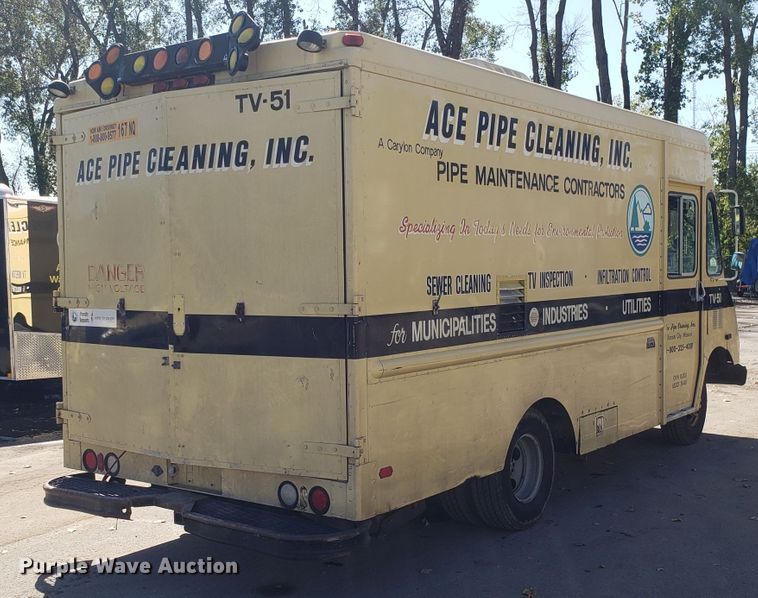 image for item DH2870 1994 Chevrolet P30 delivery van