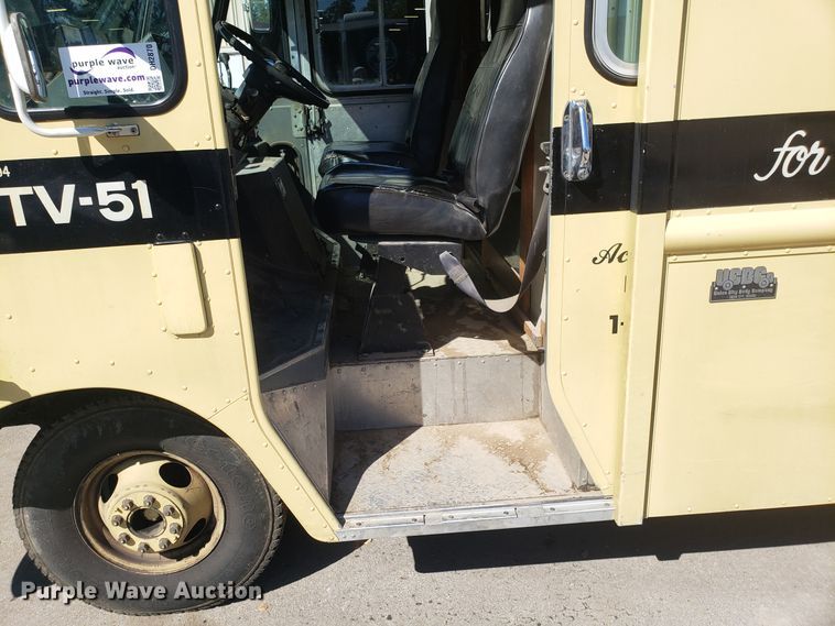 image for item DH2870 1994 Chevrolet P30 delivery van