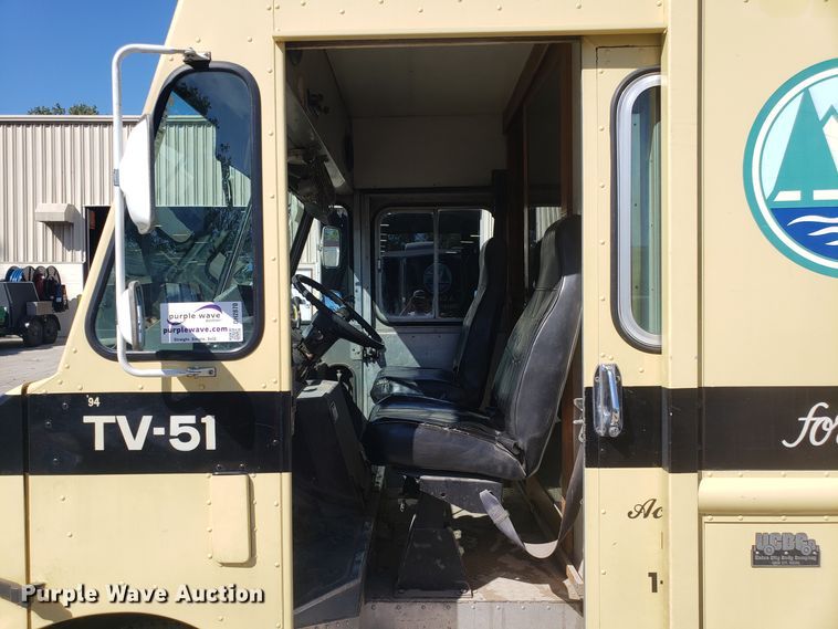 image for item DH2870 1994 Chevrolet P30 delivery van