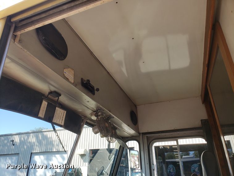 image for item DH2870 1994 Chevrolet P30 delivery van