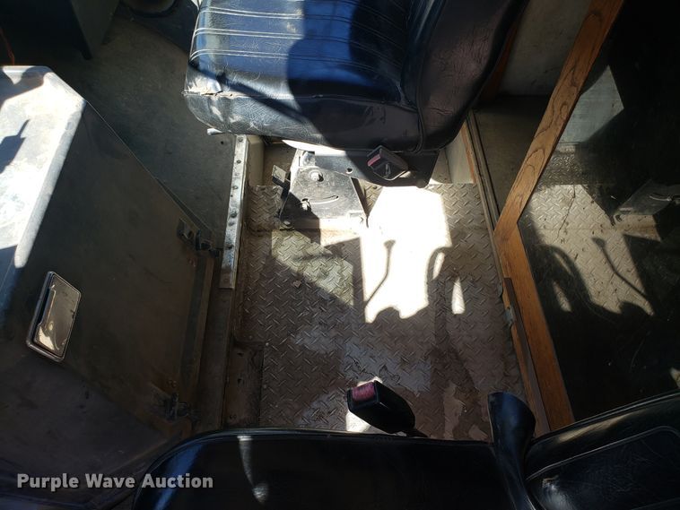 image for item DH2870 1994 Chevrolet P30 delivery van