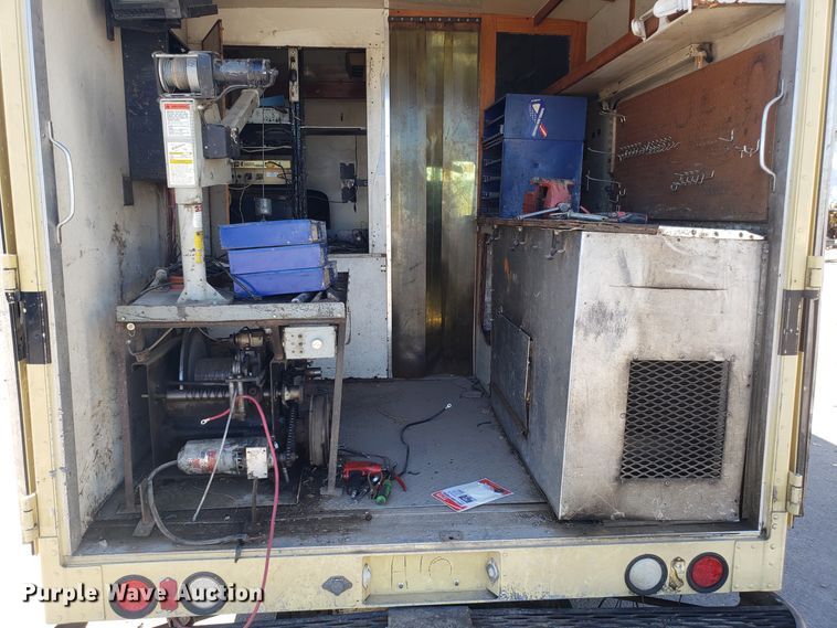 image for item DH2870 1994 Chevrolet P30 delivery van