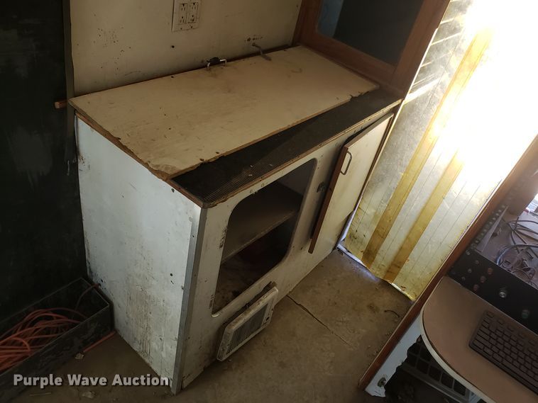 image for item DH2870 1994 Chevrolet P30 delivery van