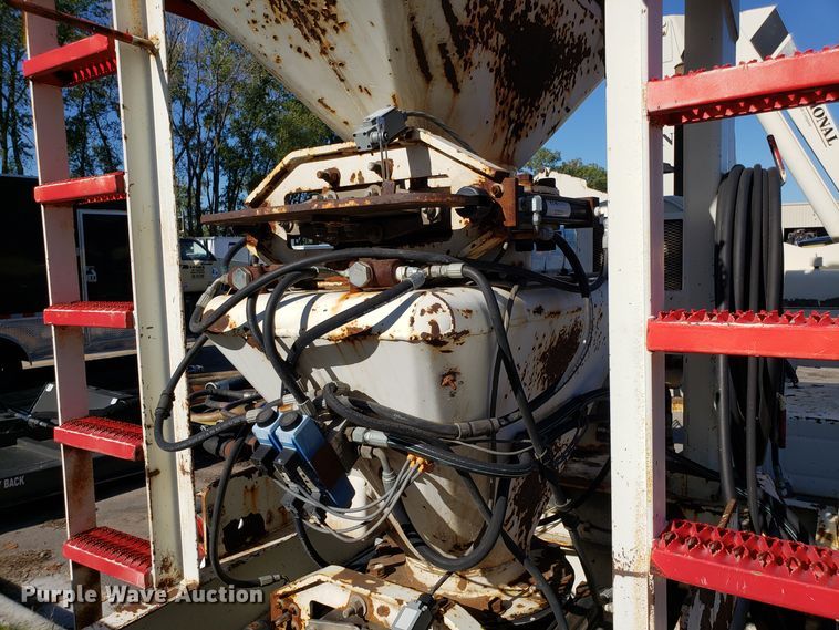 image for item DH2871 Clean Earth vacuum unloader