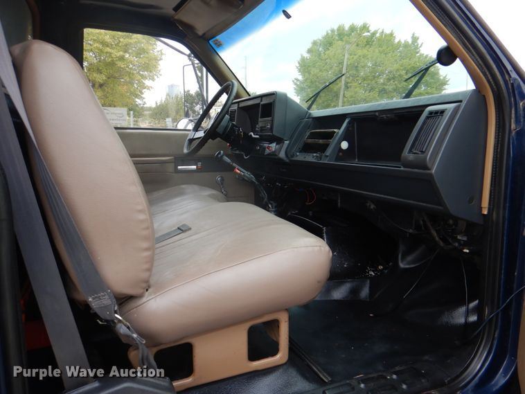 image for item DH5288 1997 Chevrolet C7500 dump truck